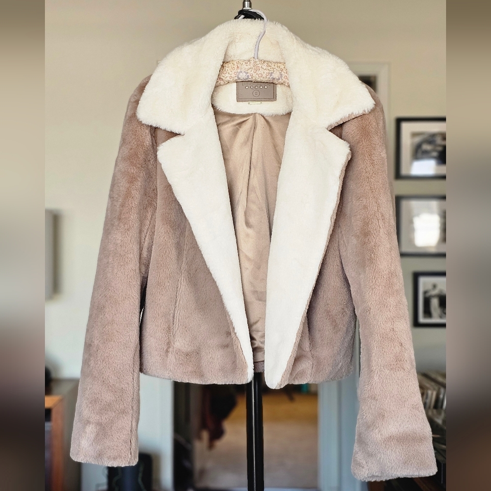 Blank NYC Feel The Love Faux Fur Plush Jacket - Mauve And Cream